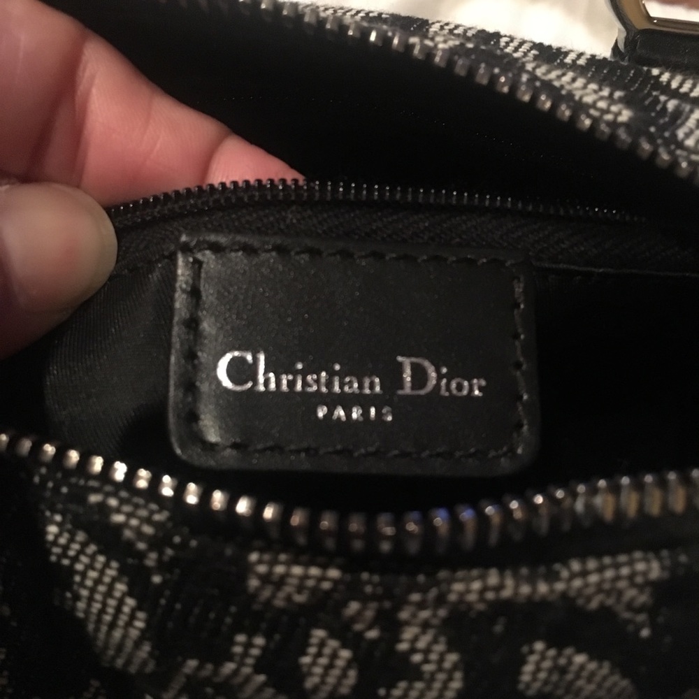 SOLD โผ๏ธ. ๐ฏ % Authentic Dior MINI Boston bag - Picture 6 of 8